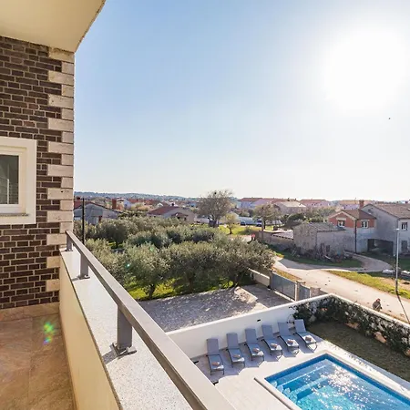 Berg Villa Valbandon